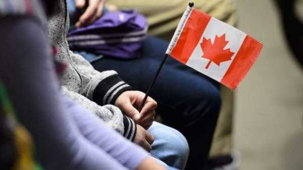 研究显示新移民正以更快速度离开加拿大 入籍比例也出现下降